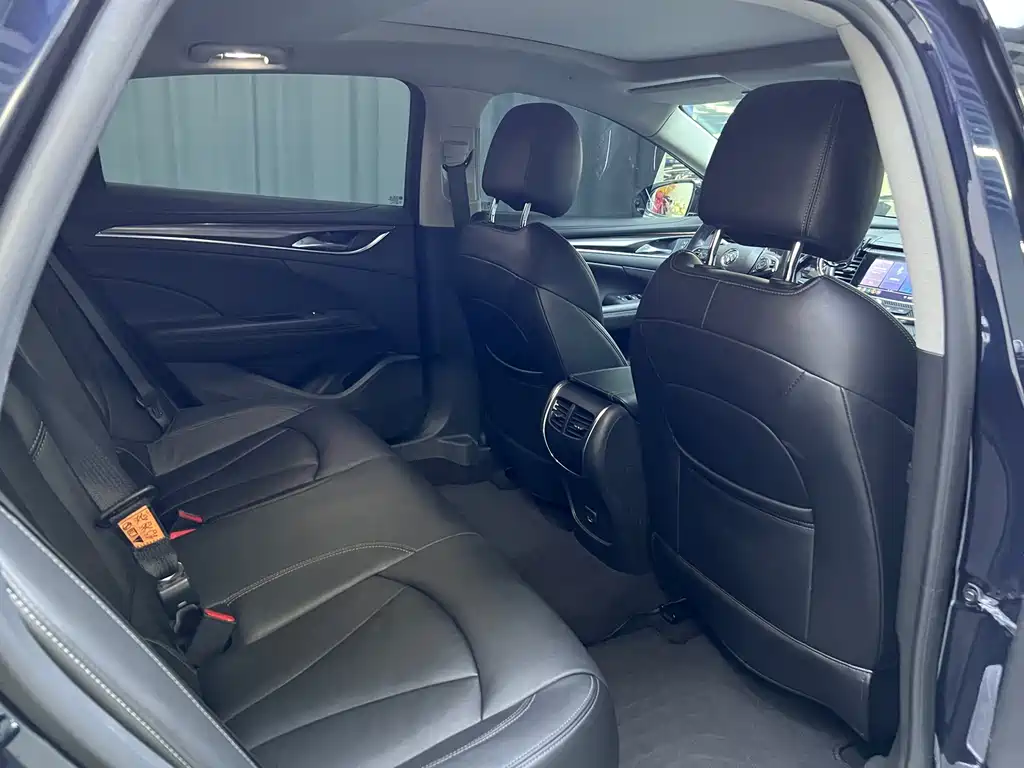 Buick LaCrosse — миниатюра 16