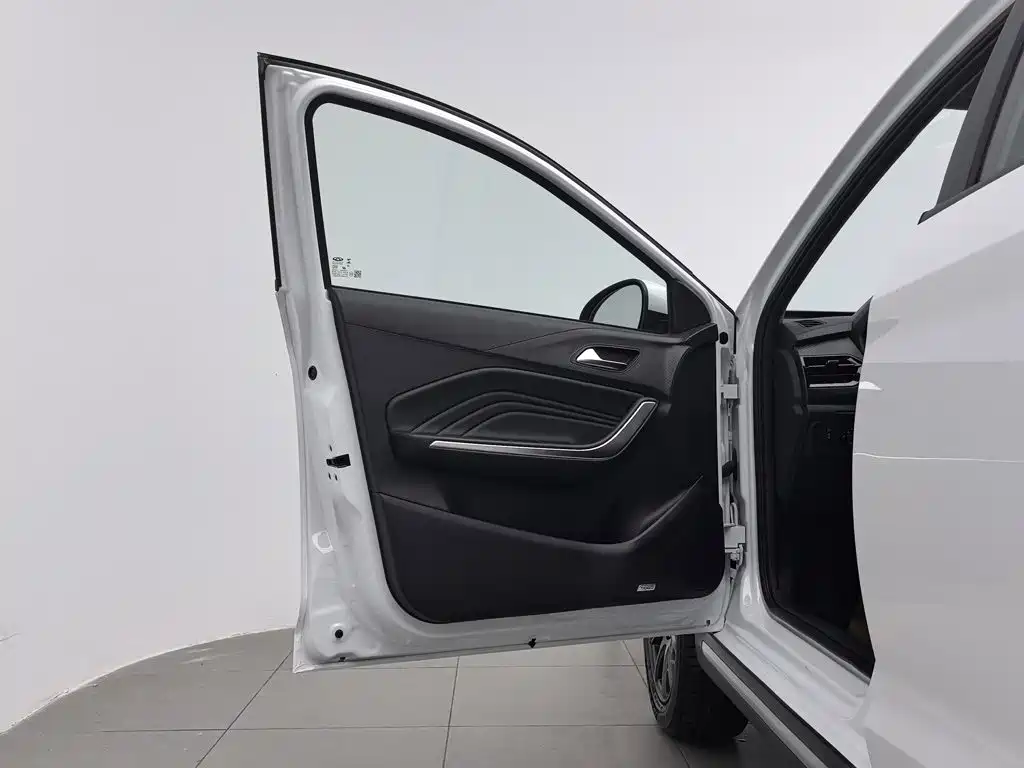 Chery Tiggo 3x — миниатюра 8