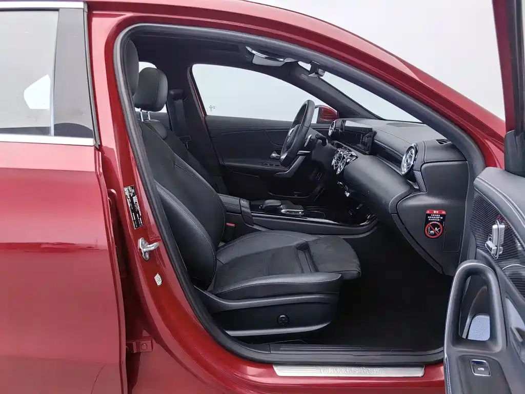 Mercedes-Benz A-Class — миниатюра 23