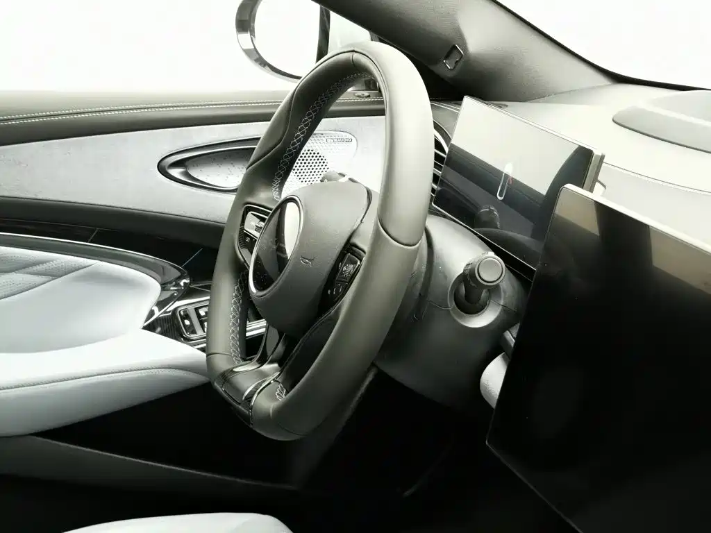 BYD Seal — миниатюра 22