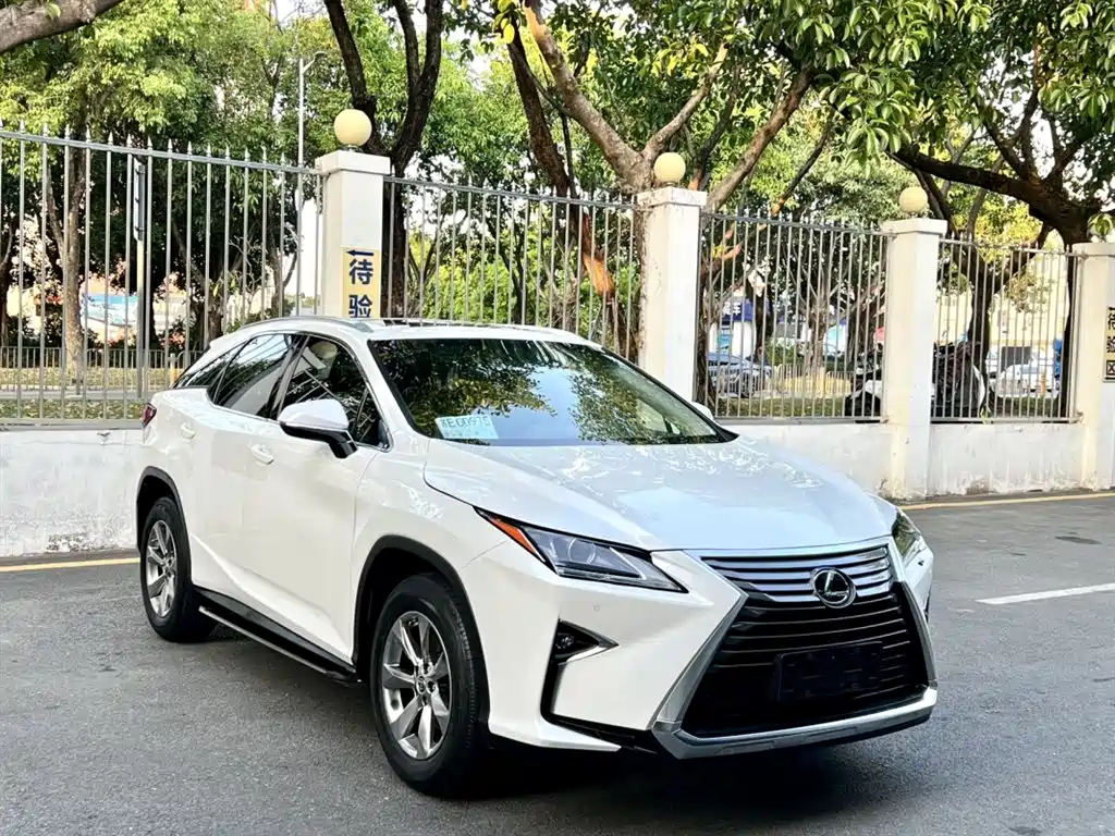 LEXUS RX