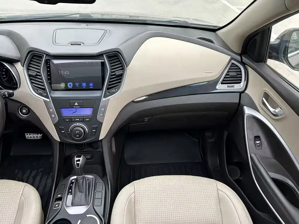 Hyundai Santa Fe 2.4L Auto 2WD Smart Type, фото 15