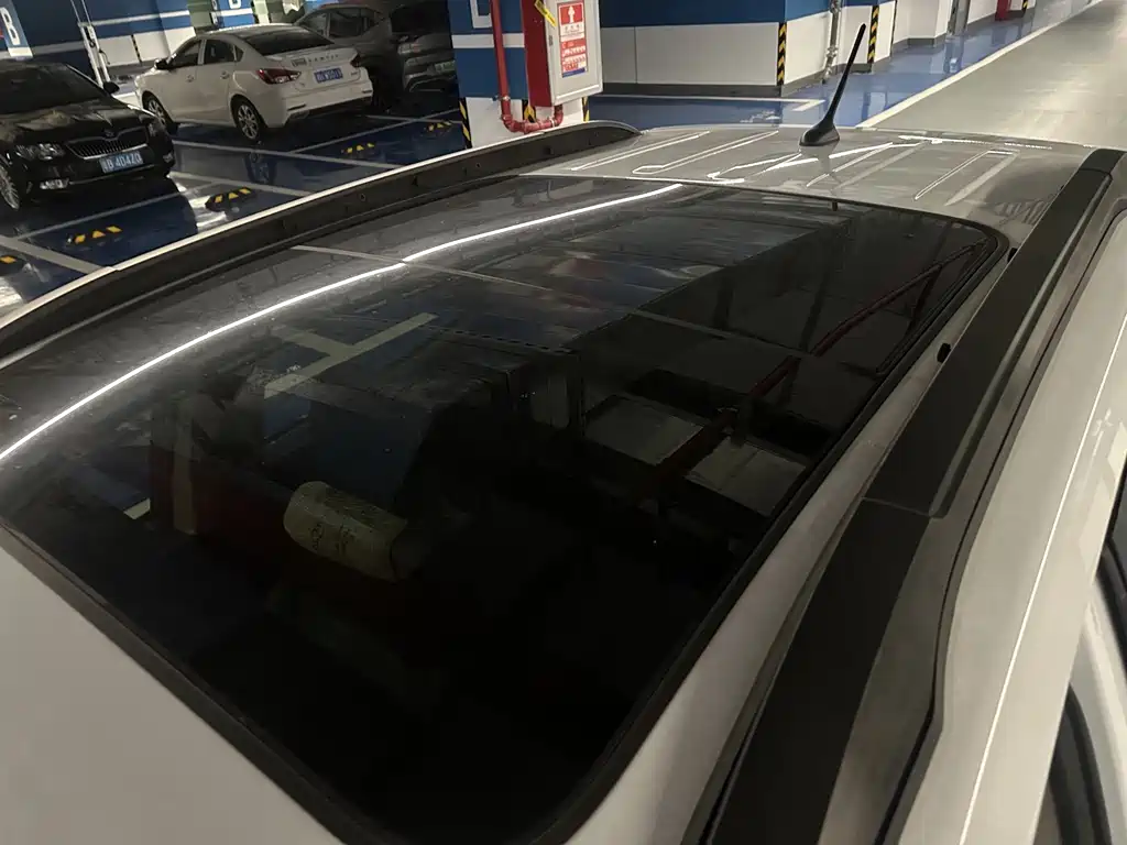 BYD Yuan EV — миниатюра 17