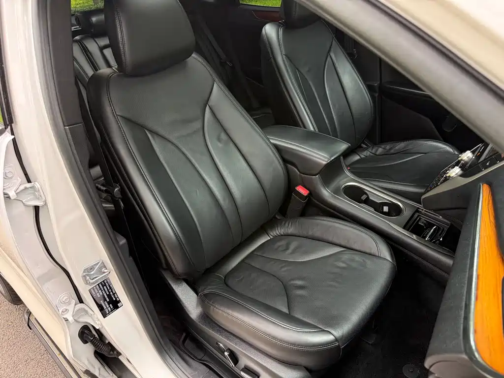 Lincoln MKC 2.0T 4WD Premium Shine Edition, фото 31