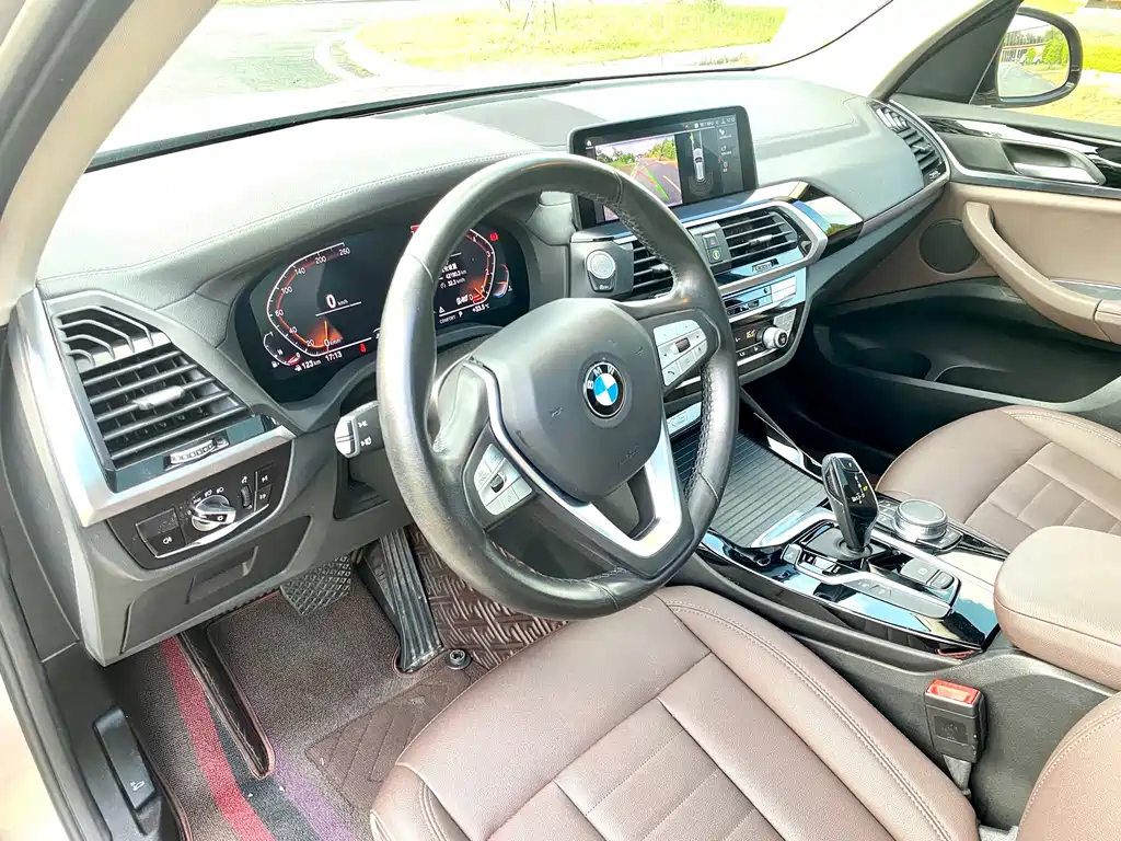 BMW X3 — миниатюра 11