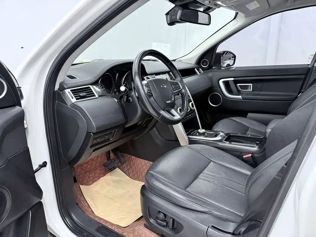 Land Rover Discovery Sport 2018 240PS SE