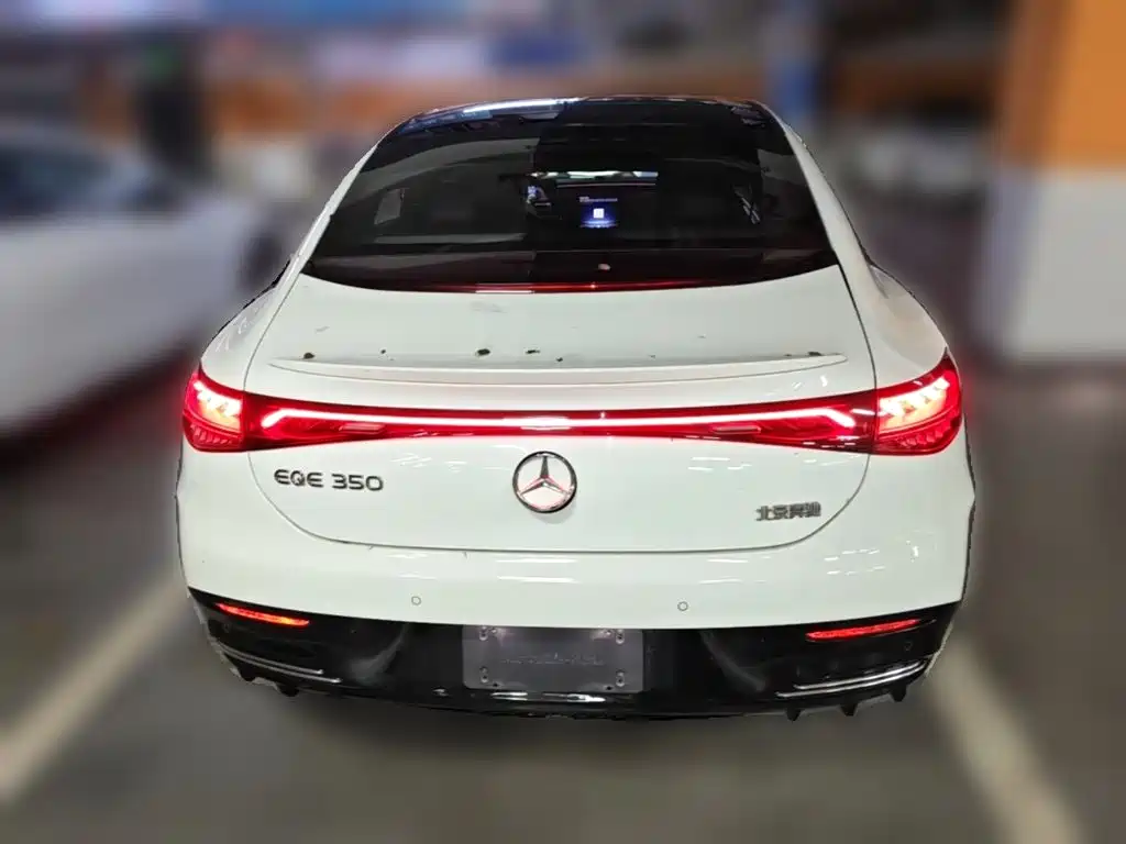 Mercedes-Benz EQE — миниатюра 8