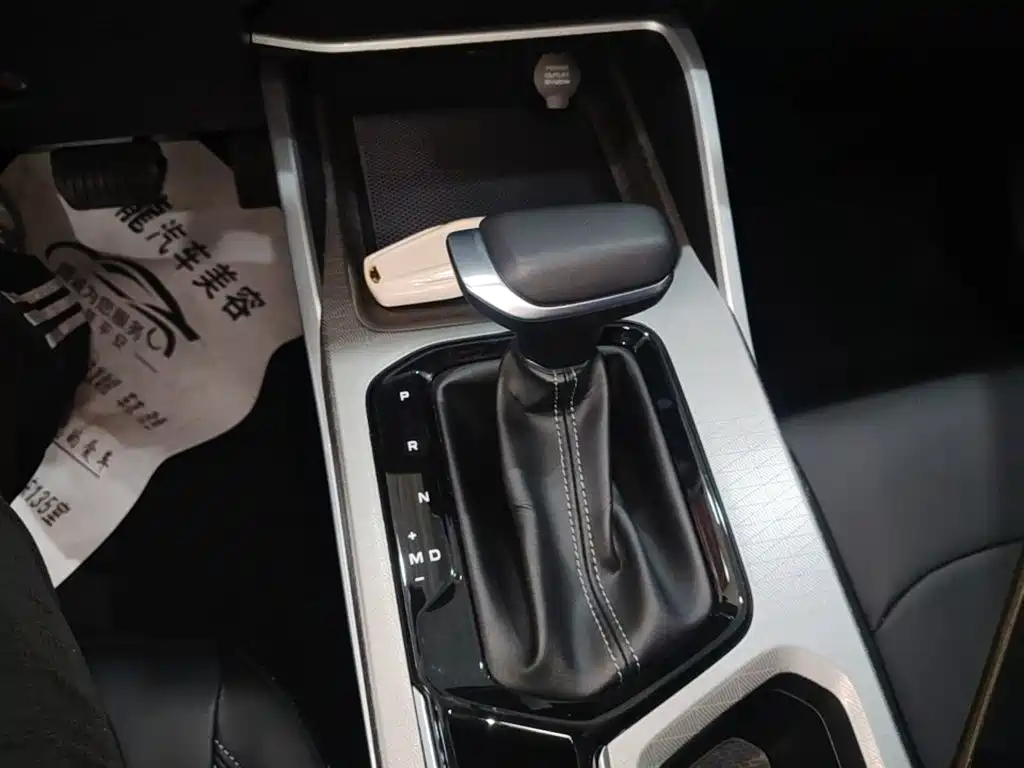 Geely Emgrand — миниатюра 14