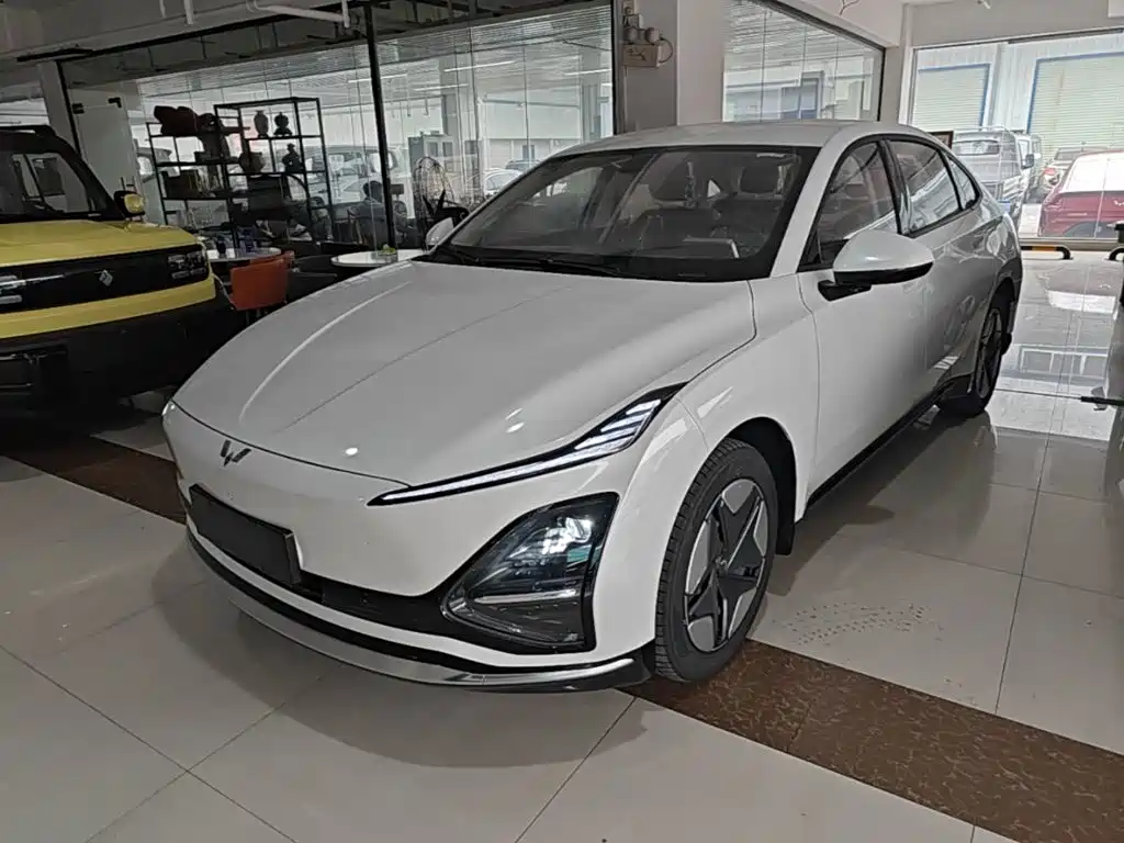 Wuling 五菱E5 — миниатюра 2