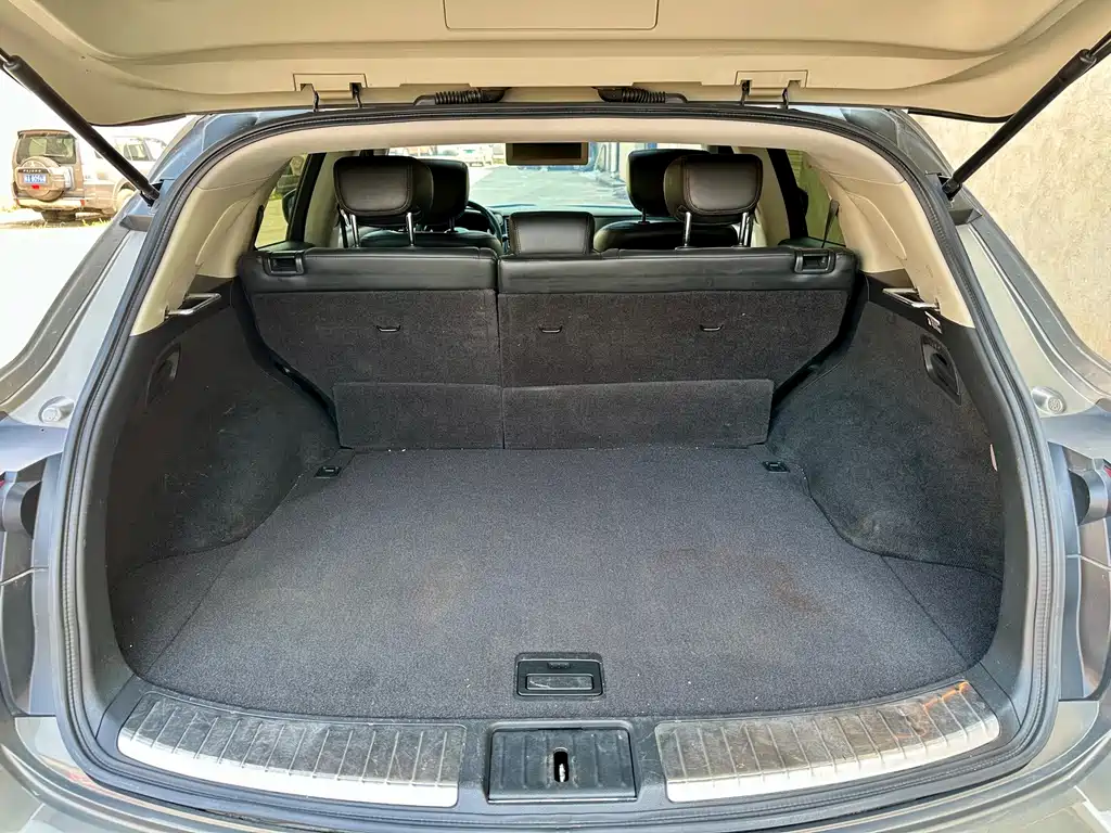 Infiniti FX — миниатюра 15