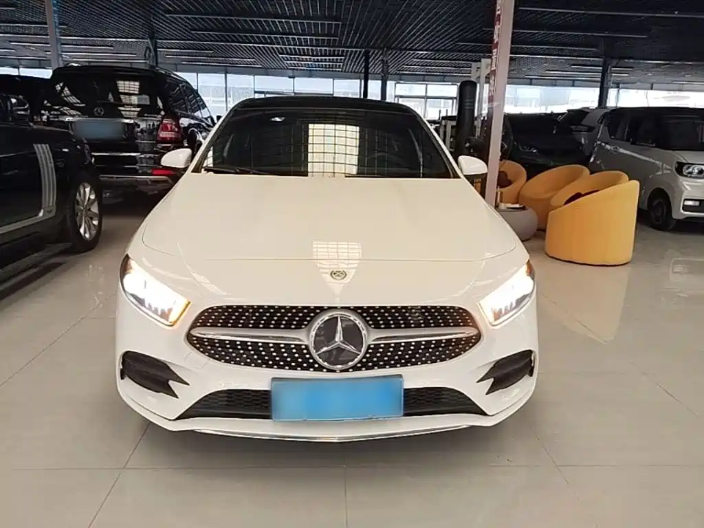 Mercedes-Benz A-Class — миниатюра 3