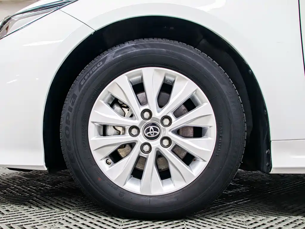 Toyota Corolla — миниатюра 17