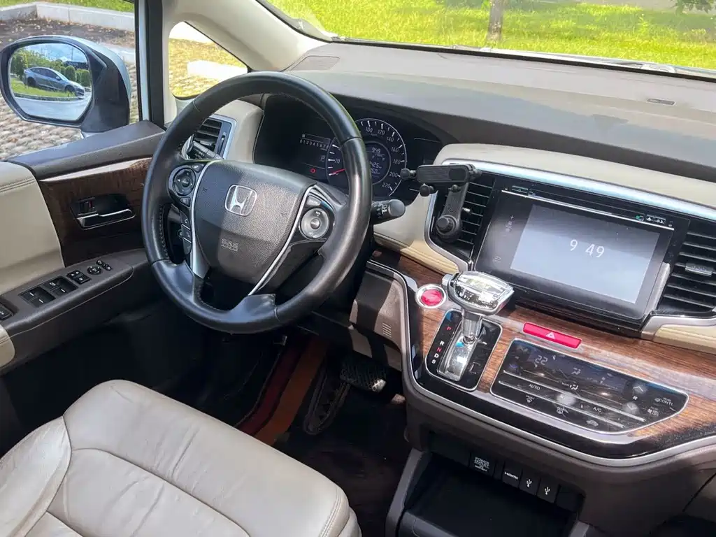 Honda Odyssey — миниатюра 10