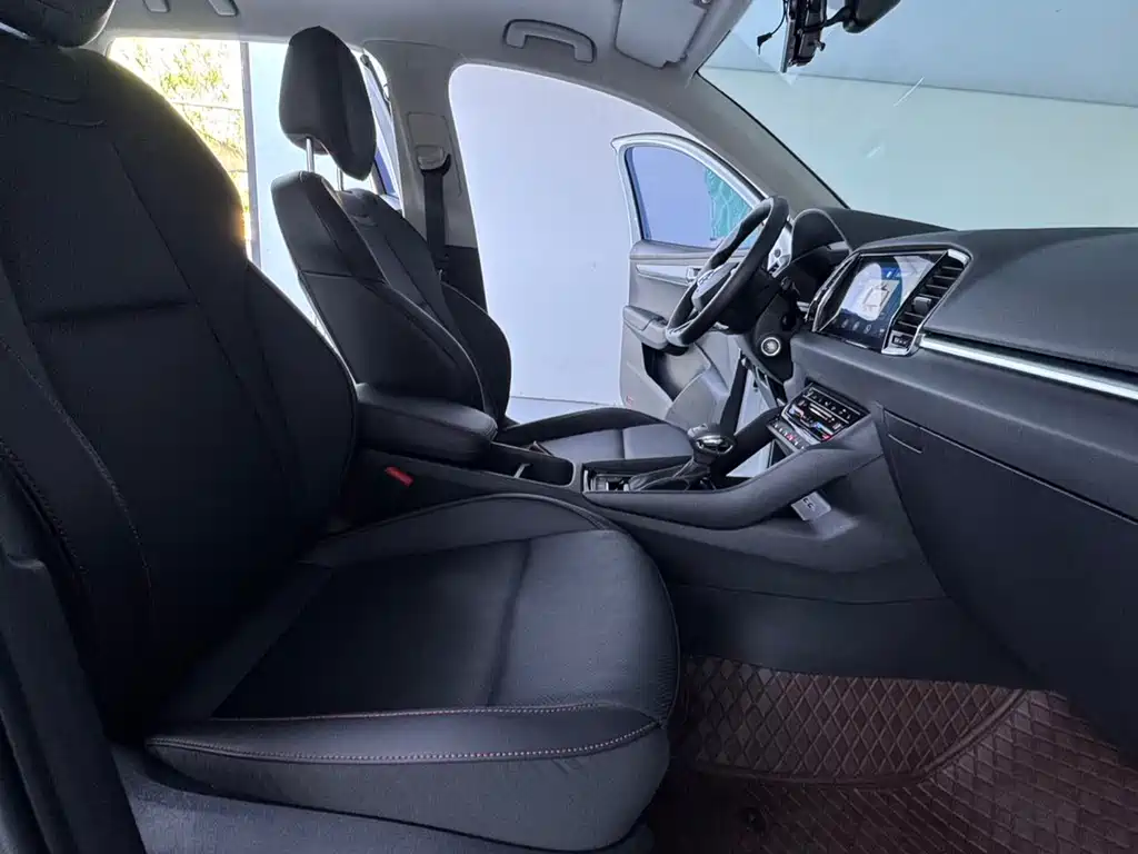Skoda Karoq — миниатюра 13