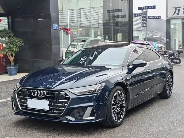 AUDI A7L