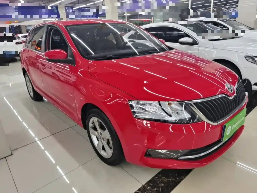 Skoda Rapid Spaceback — миниатюра 4