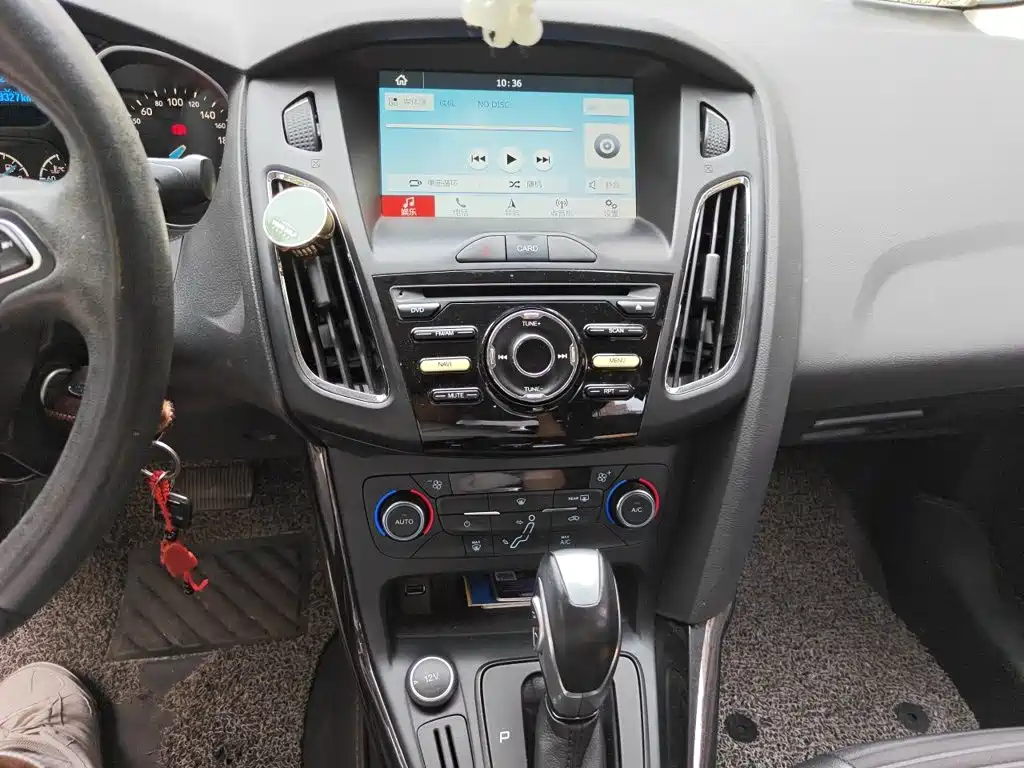 Ford Focus — миниатюра 14