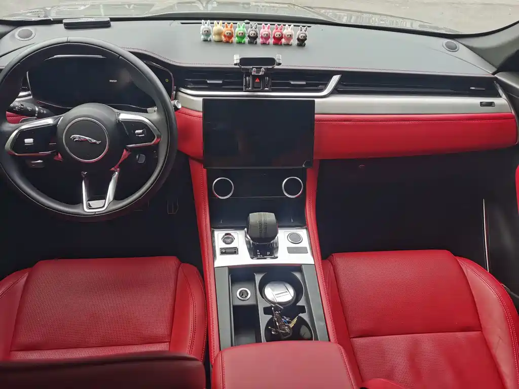 Jaguar F-PACE — миниатюра 10