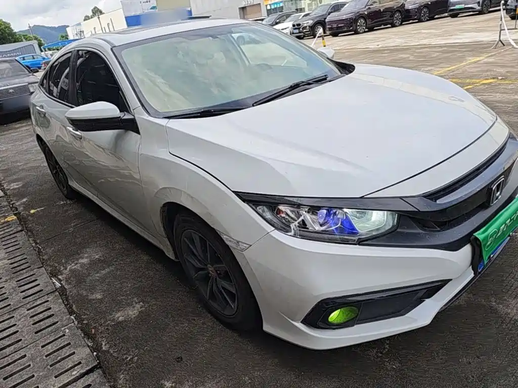 Honda Civic — миниатюра 4