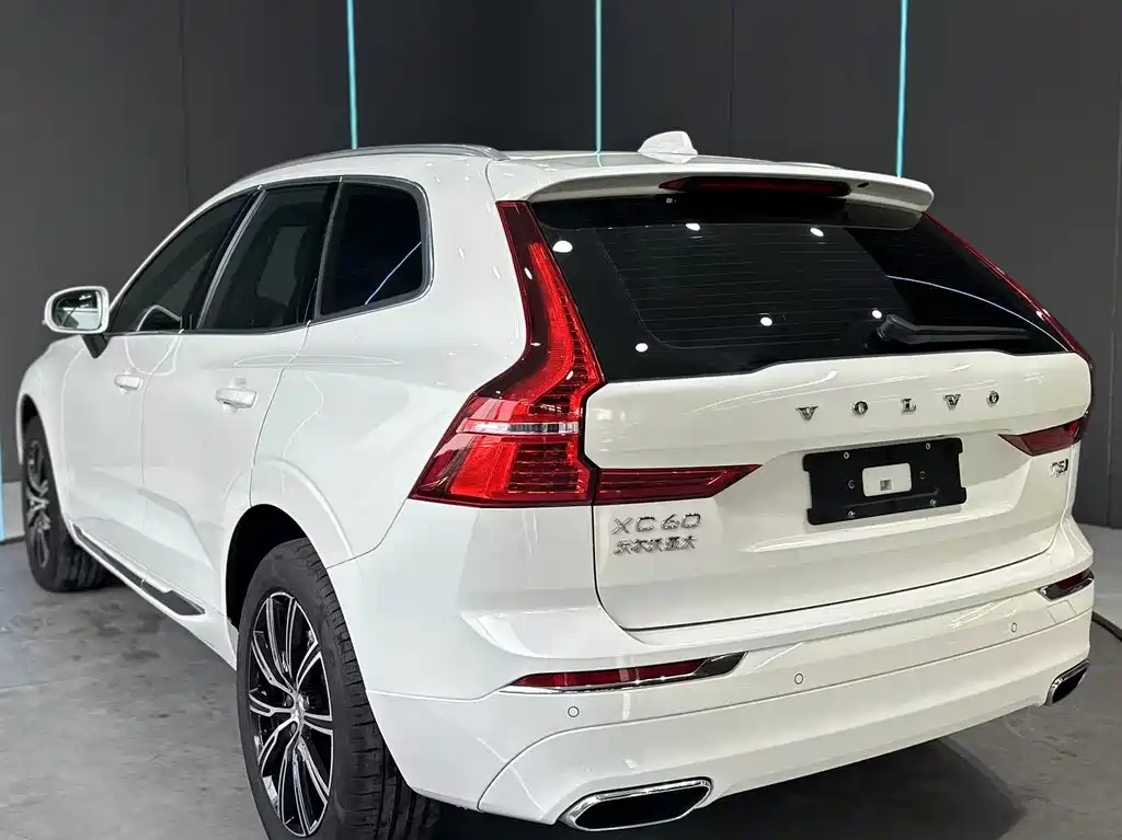 Volvo XC60 2021 T5 Luxury