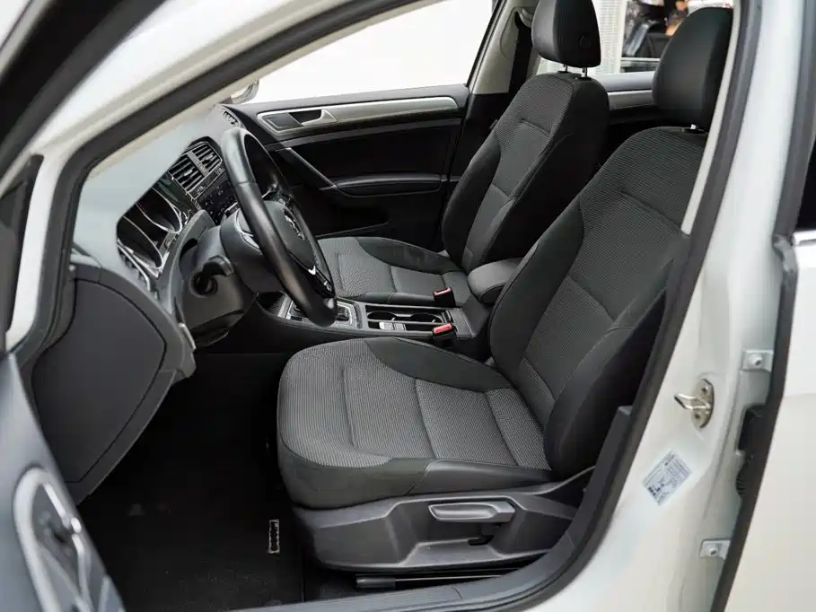 Volkswagen Golf — миниатюра 3