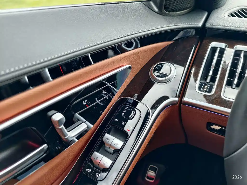 Mercedes-Benz S-Class — миниатюра 15