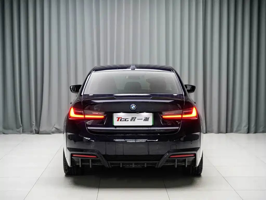 BMW i3 — миниатюра 11