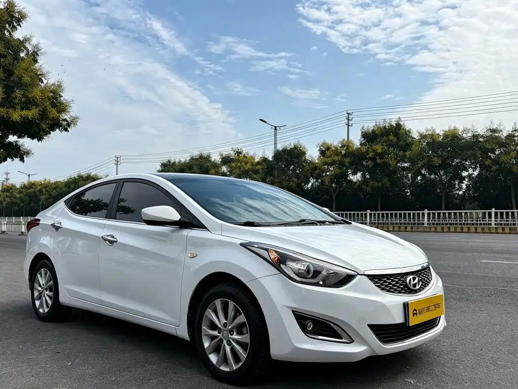 Hyundai Elantra Langdong — миниатюра 6