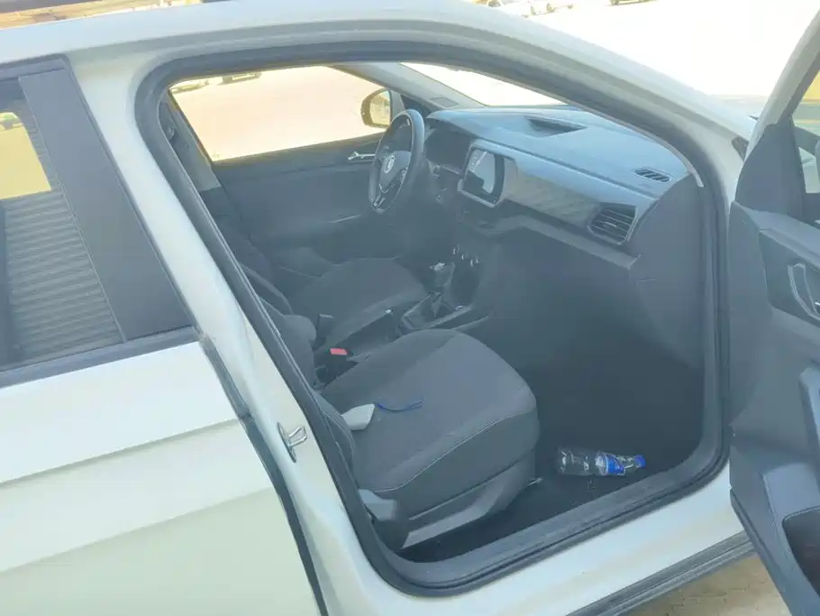 Volkswagen T-Cross — миниатюра 8