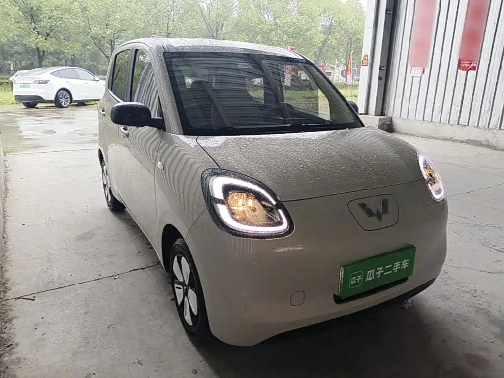 Wuling MINIEV — миниатюра 4