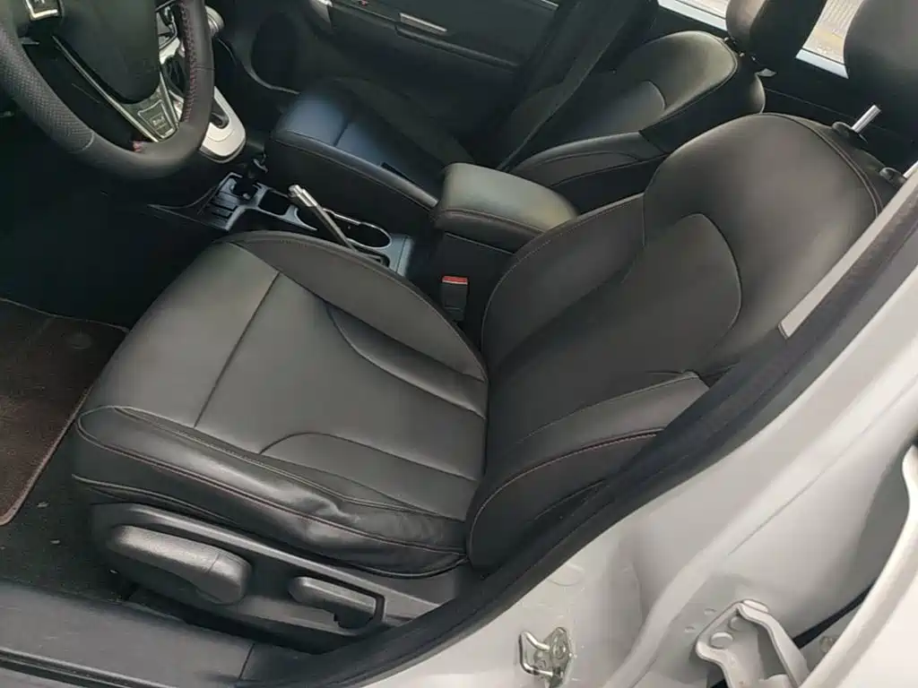 Haval M6 — миниатюра 15