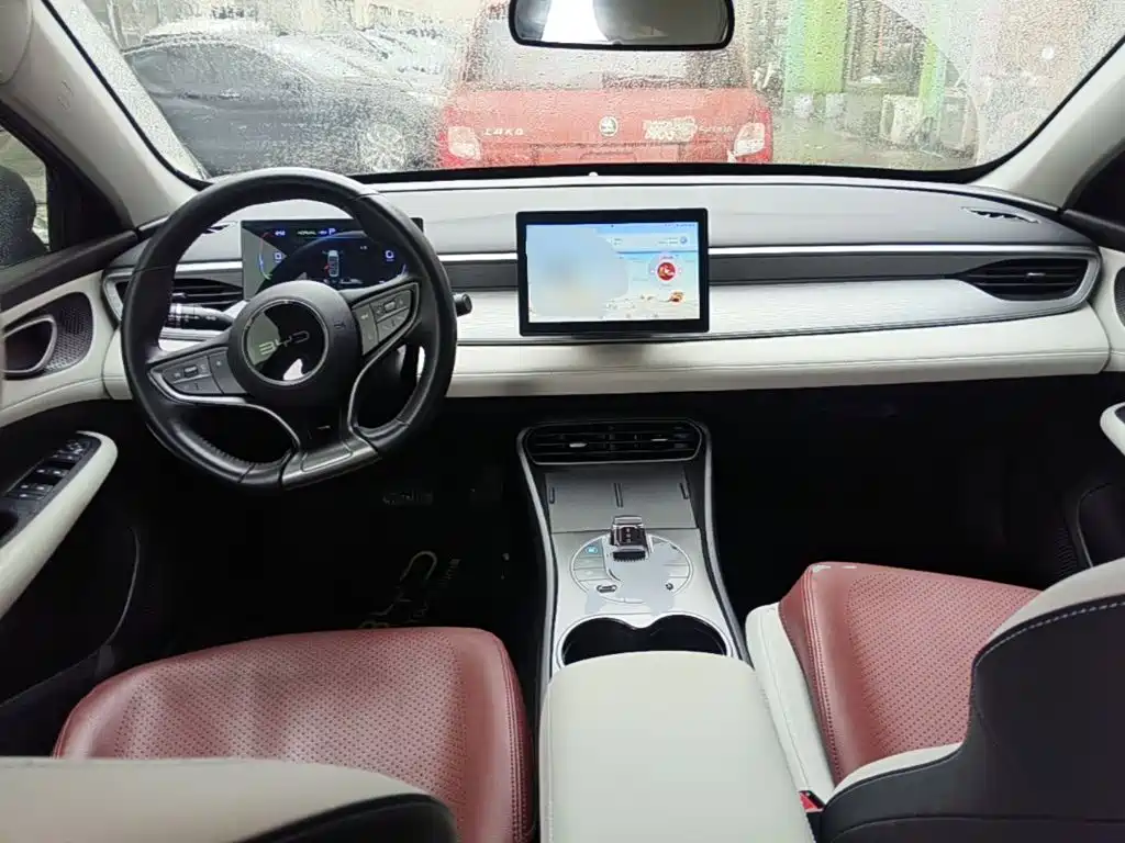 BYD Seal 05 DM-i — миниатюра 10