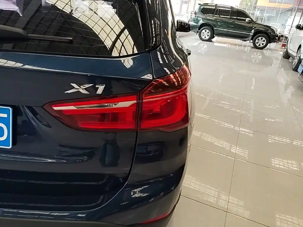 BMW X1 — миниатюра 8