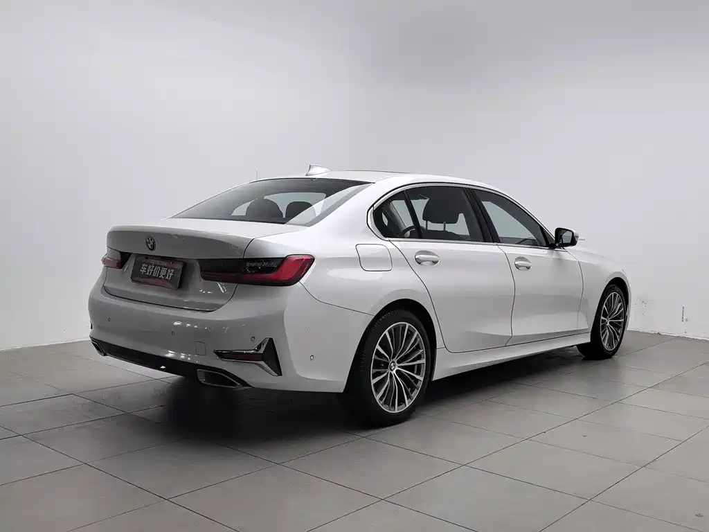 BMW 3 Series — миниатюра 2