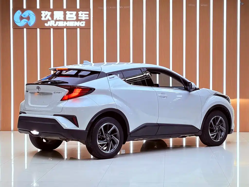 Toyota C-HR — миниатюра 19