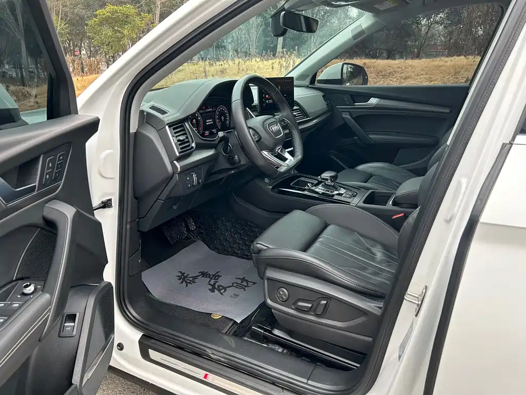 Audi Q5L 2021 45 TFSI Luxury