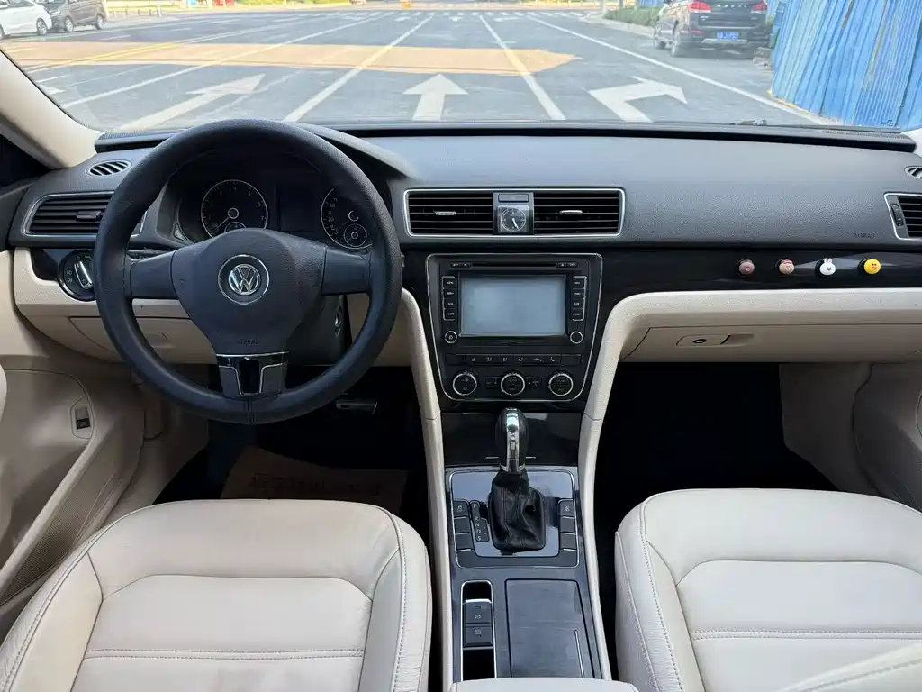 Volkswagen Passat 2013 1.8TSI DSG