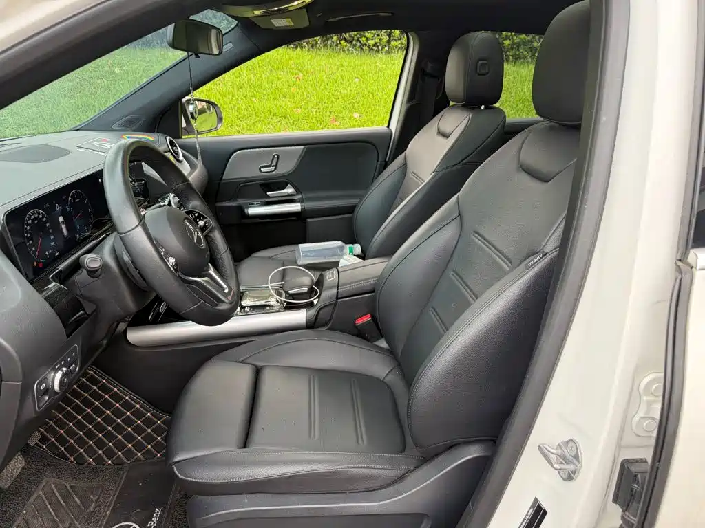 Mercedes-Benz GLA — миниатюра 8