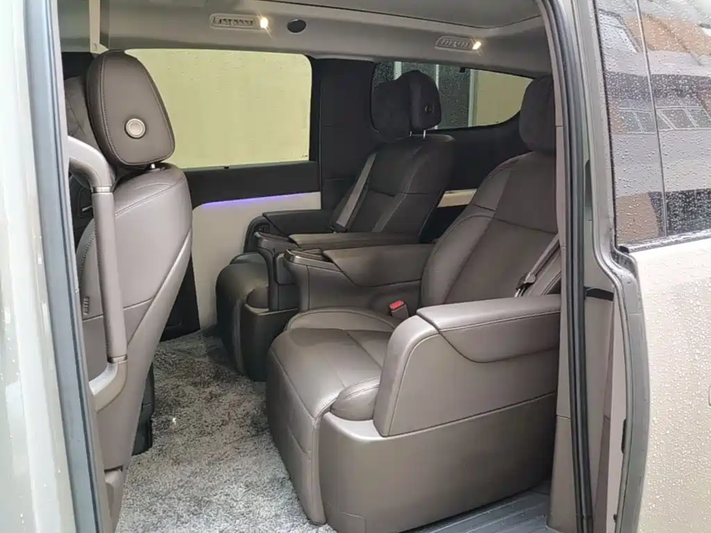 Li Auto Li MEGA — миниатюра 17