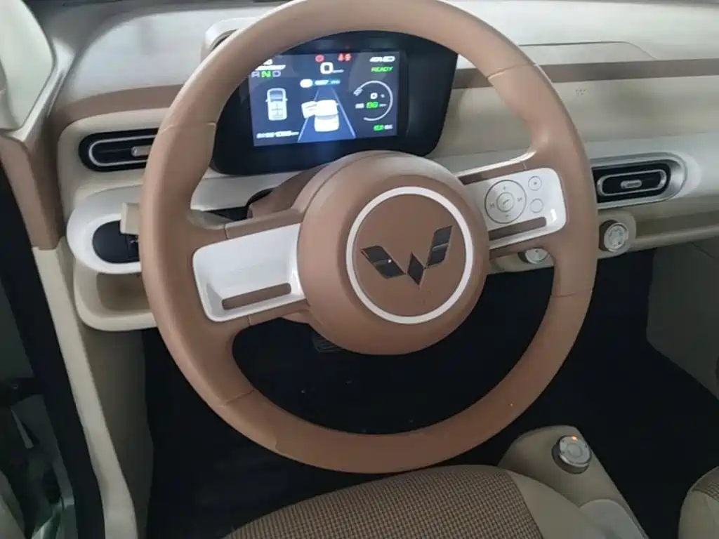 Wuling MINIEV — миниатюра 11