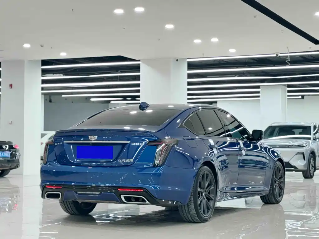 Cadillac CT5 — миниатюра 3