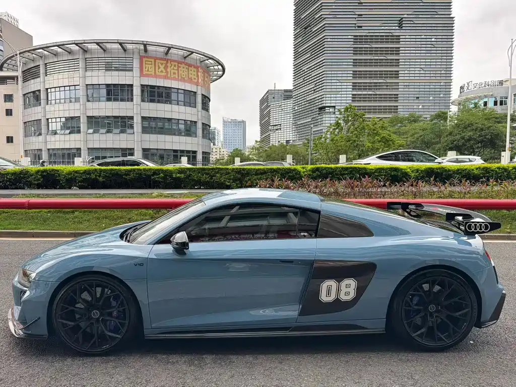 Audi R8 — миниатюра 4