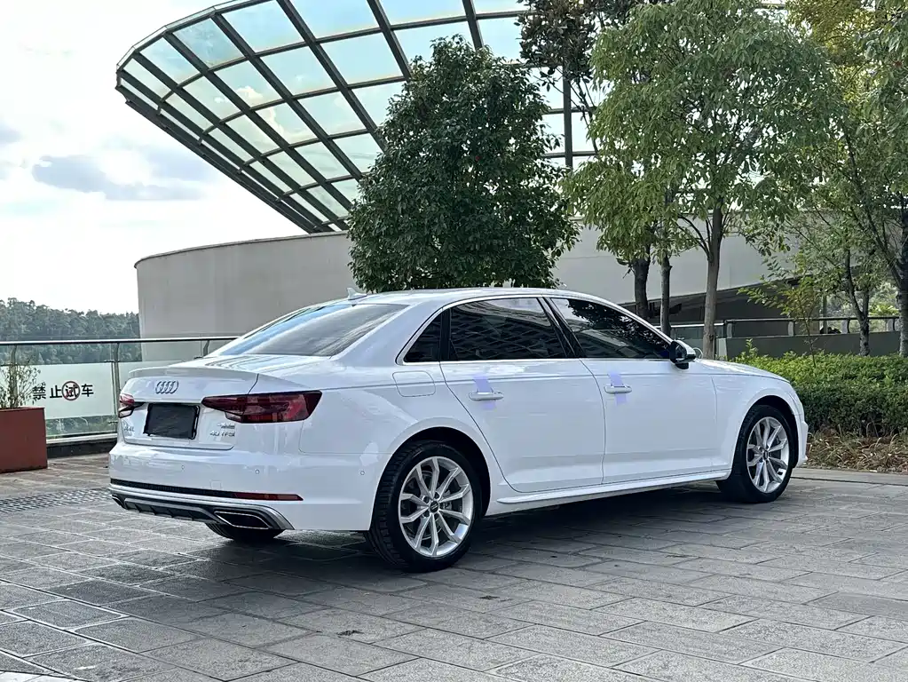 Audi A4L — миниатюра 19
