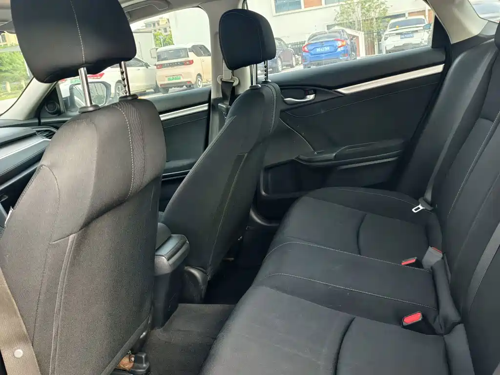 Honda Civic — миниатюра 14