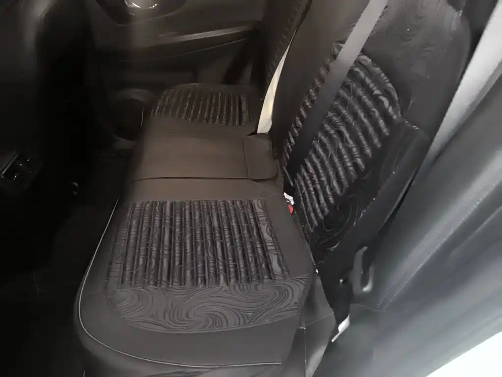 Nissan X-Trail — миниатюра 15