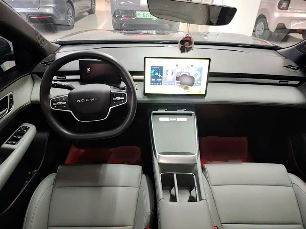 Roewe Young Wai D6 — миниатюра 10