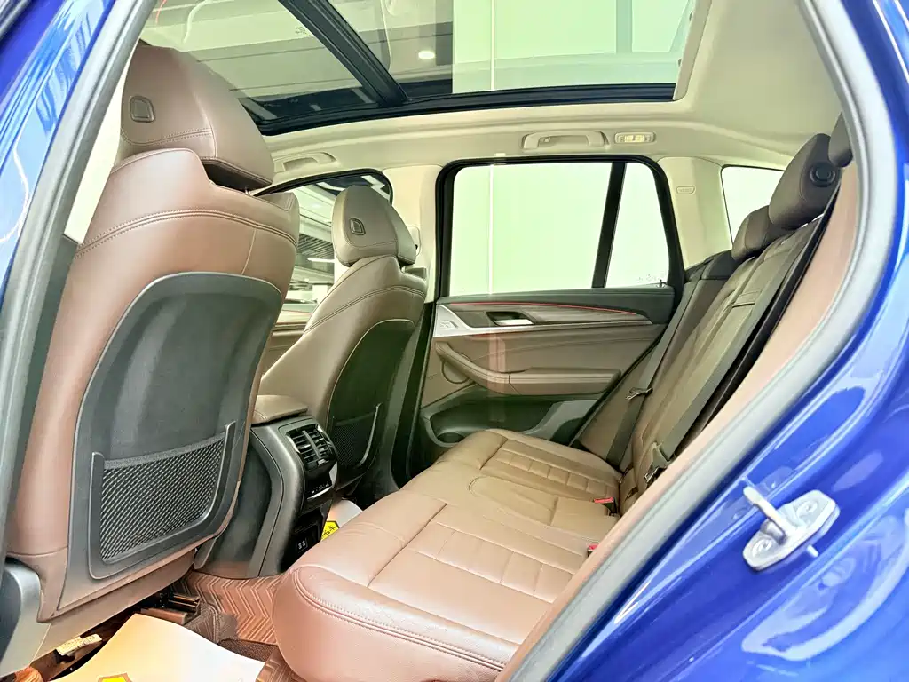 BMW X3 — миниатюра 8