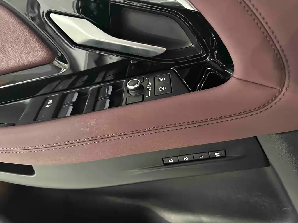 Land Rover Evoque — миниатюра 17