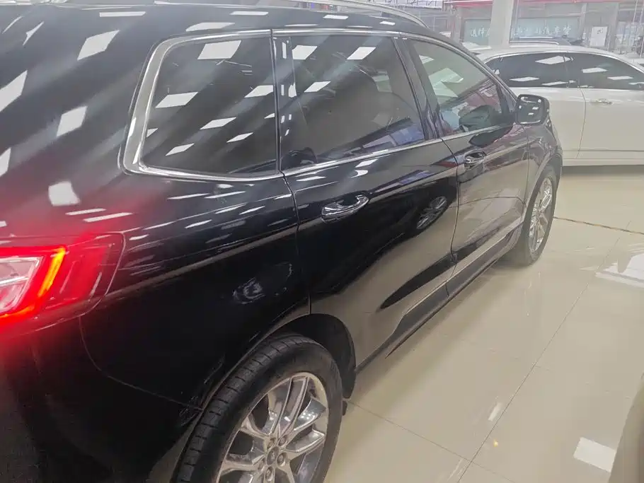 Ford Edge — миниатюра 3