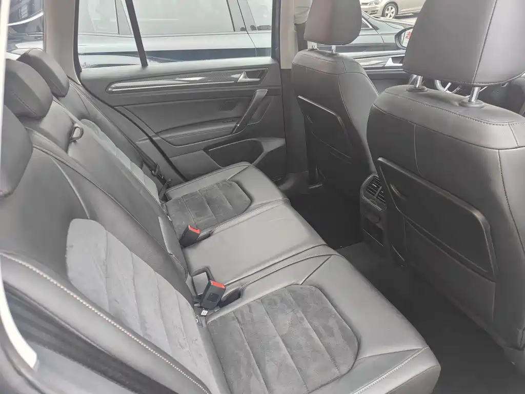 Volkswagen Golf Sportsvan — миниатюра 6
